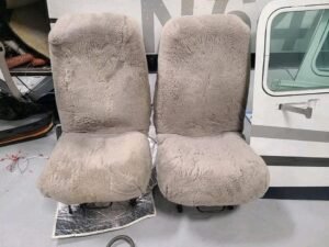 1985 Cessna R182 — photo 1 of 10