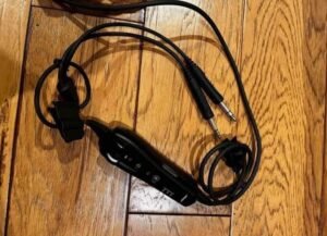 Bose A20 Aviation Headset — photo 4 of 5