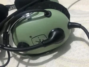 David Clark Aviation Headset — photo 4 of 5