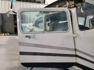 1985 Cessna R182 — photo 7 of 10