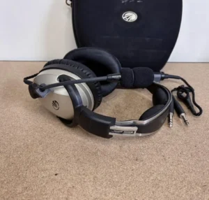Lightspeed Zulu 3 Aviation Headset — photo 3 of 3