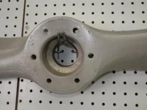 McCauley M76AK-2 Fixed-Pitch Propeller — photo 5 of 5