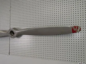 McCauley M76AK-2 Fixed-Pitch Propeller — photo 2 of 5