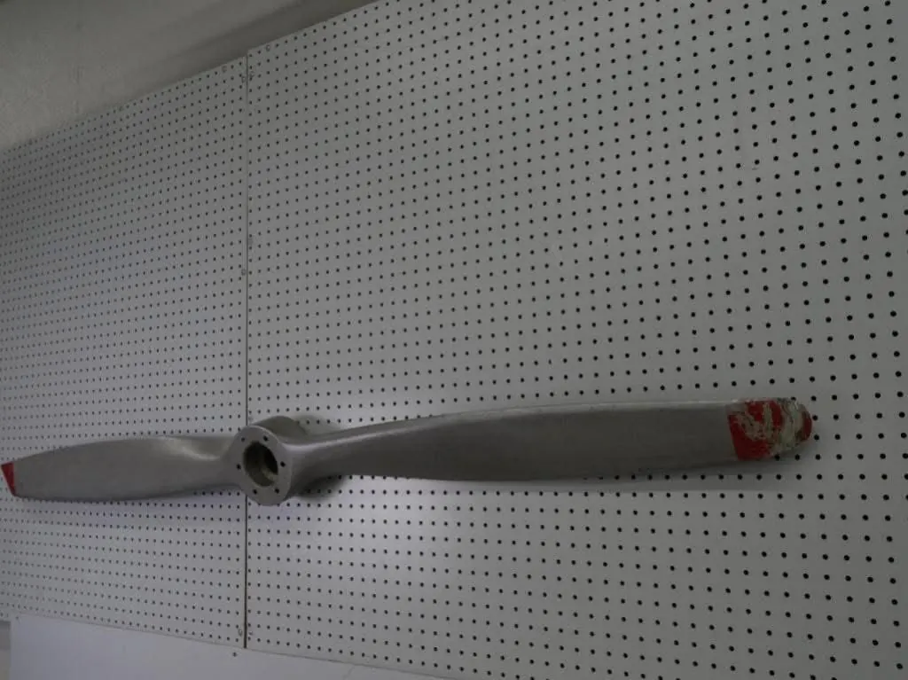 McCauley M76AK-2 Fixed-Pitch Propeller