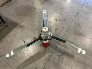 Hartzell Right-Hand Propeller — photo 1 of 6