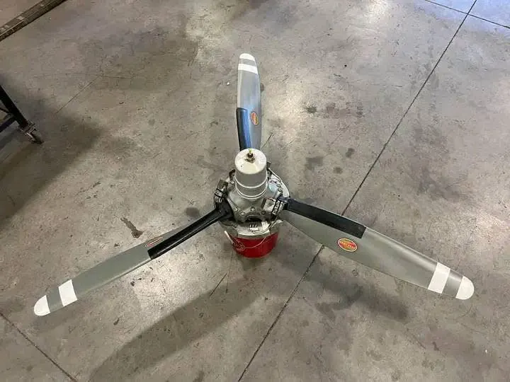 Hartzell Right-Hand Propeller