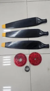 Helix H50V Carbon Fiber 3-Blade Propeller — photo 9 of 10