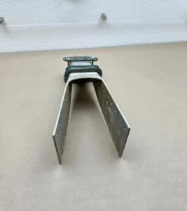 Tail Wheel Mounting Bracket Assembly — photo 7 of 10