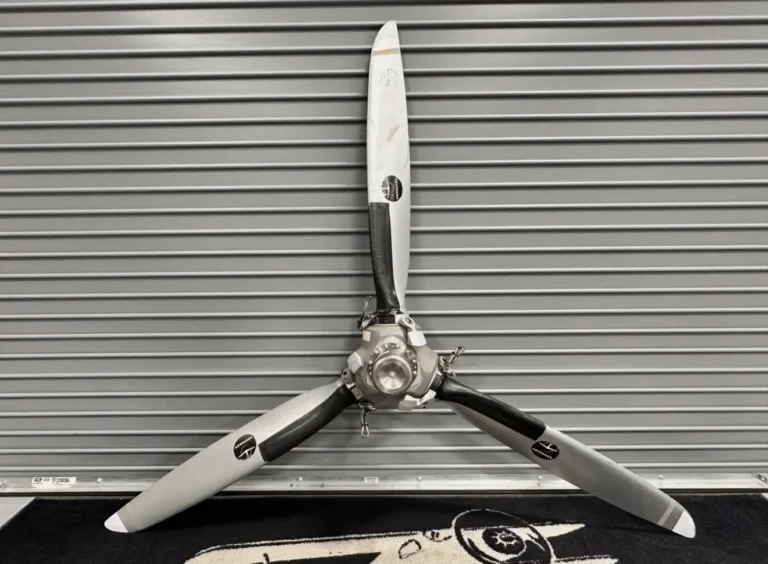 McCauley 3-Blade Propeller 3AF32C515-C