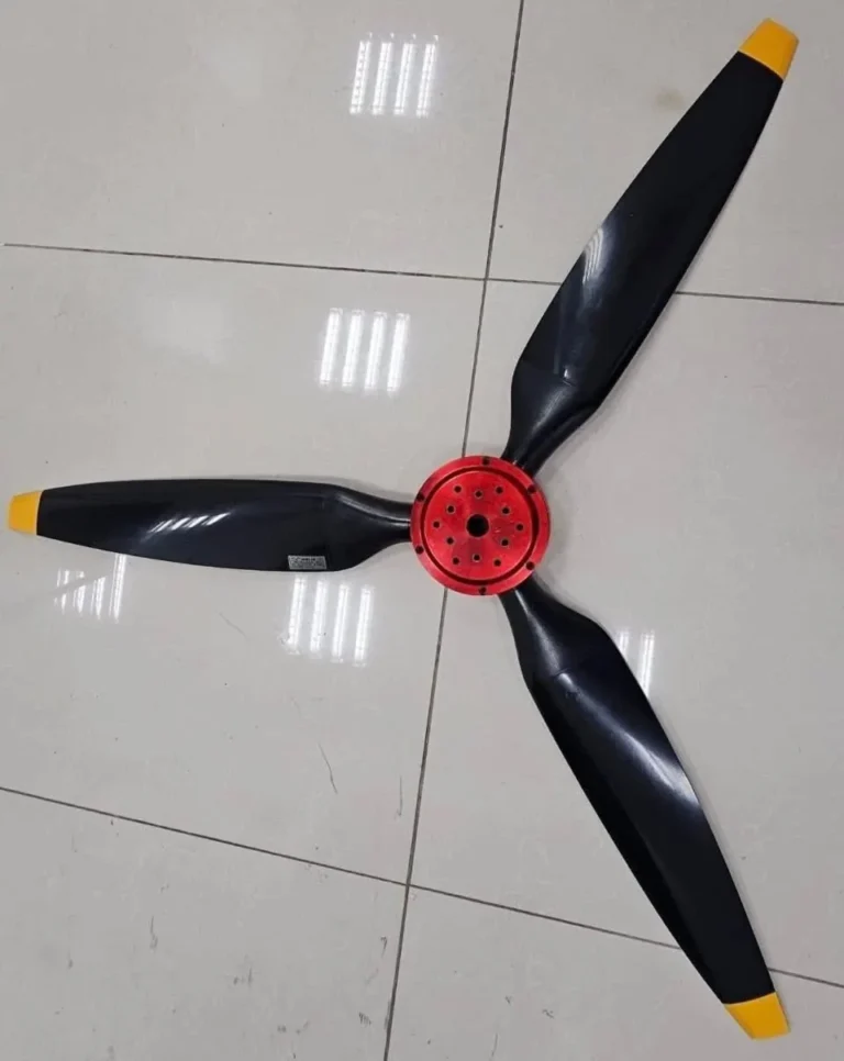 Helix H50V Carbon Fiber 3-Blade Propeller