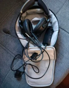 Bose A30 Aviation Headset – Brand New — photo 2 of 5