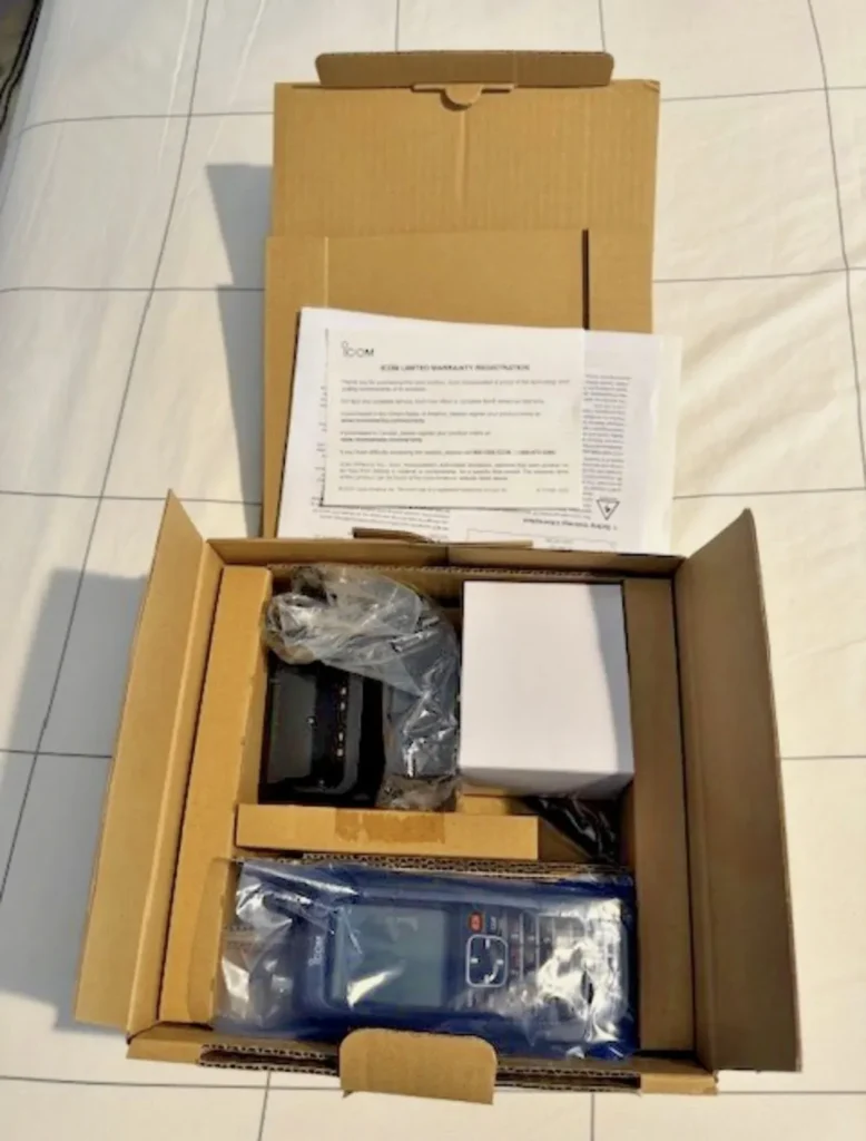 ICOM Handheld NAV COM