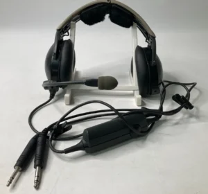 Bose Aviation Noise Cancelling Headset — photo 1 of 12